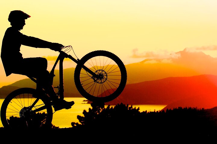 E-bike Sunset Experience Capoliveri